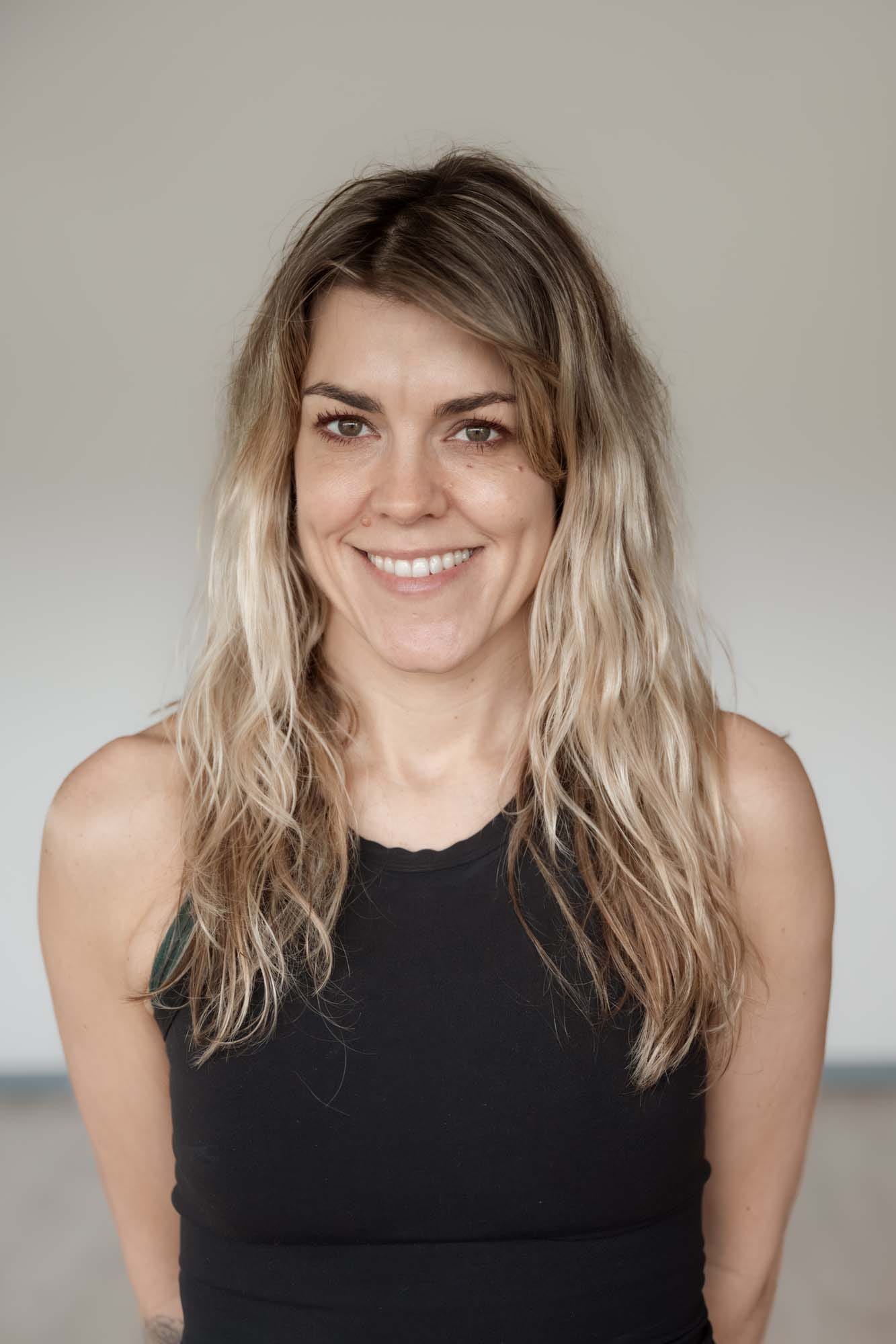 Jane Lonergan - Sage & Sky Yoga